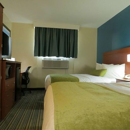 Best Western Long Island City Нью-Йорк Экстерьер фото