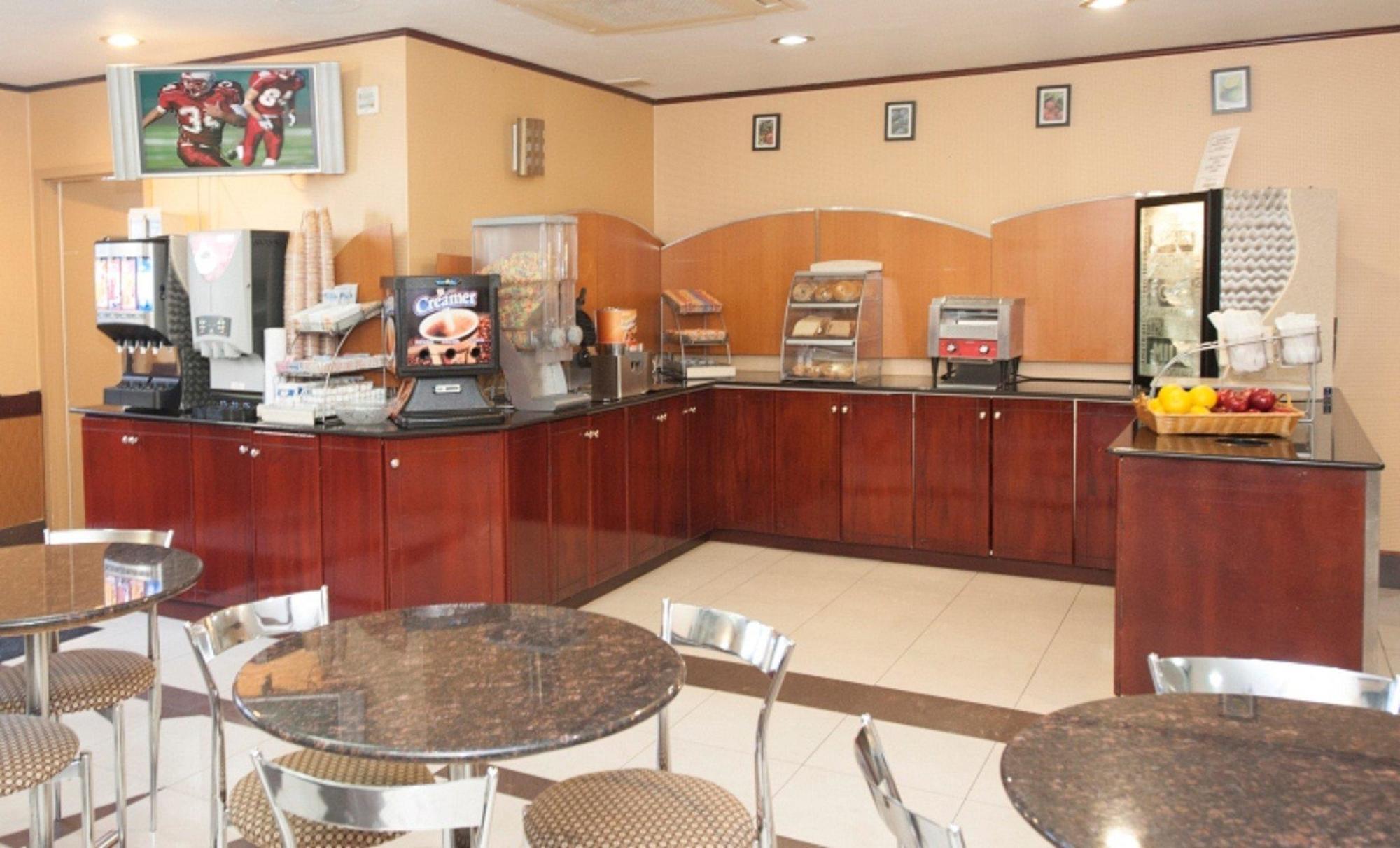Best Western Long Island City Нью-Йорк Экстерьер фото