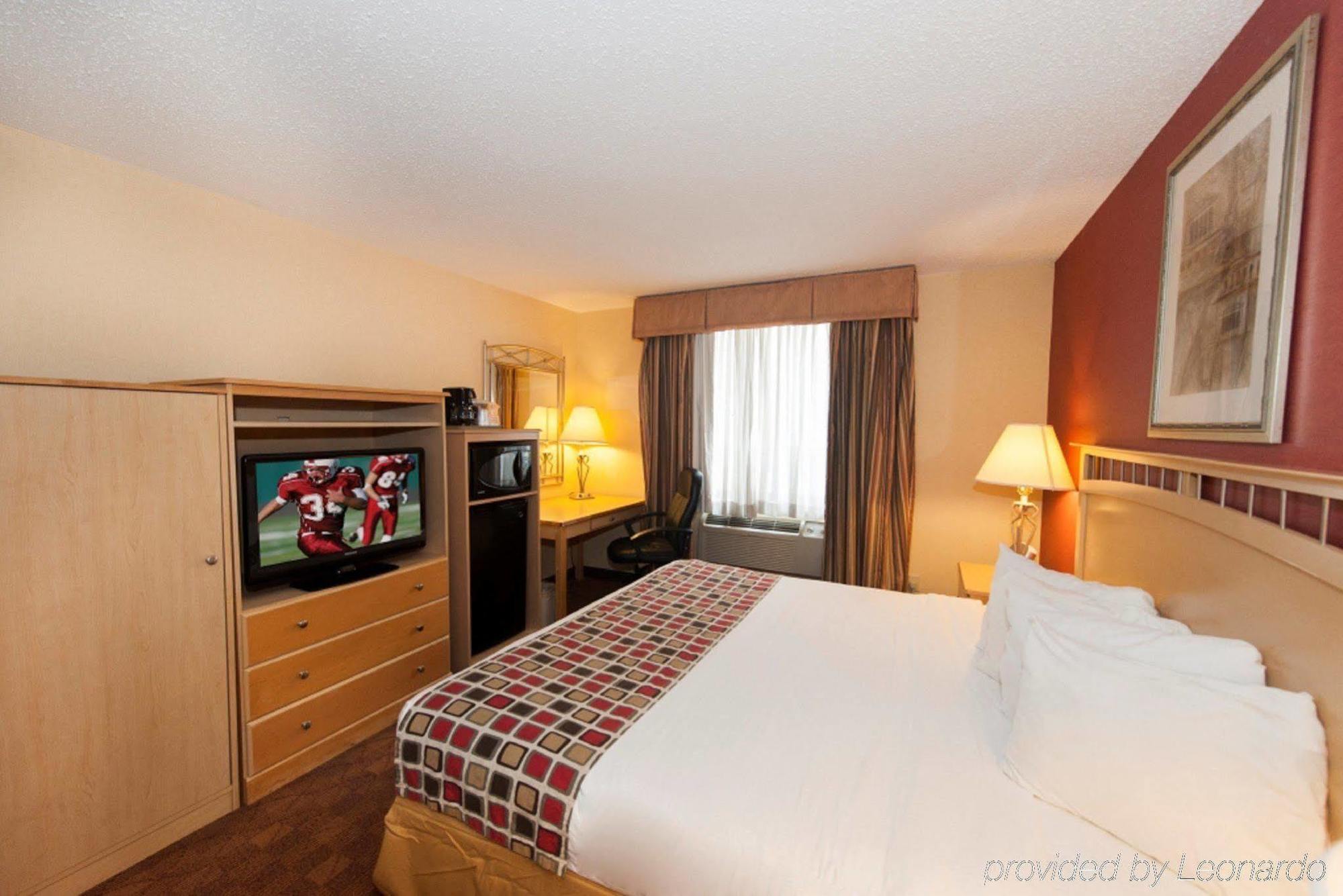 Best Western Long Island City Нью-Йорк Экстерьер фото