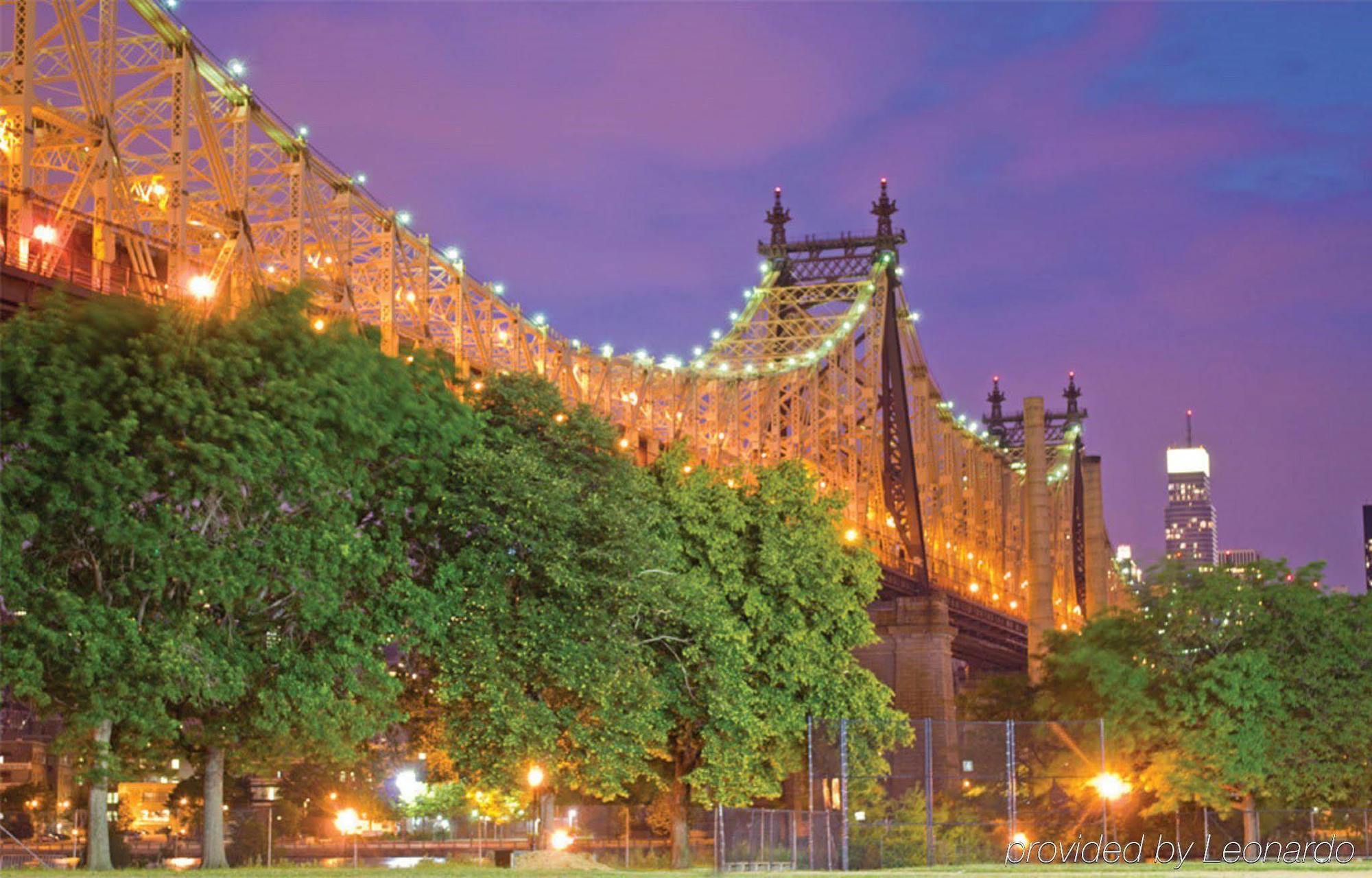 Best Western Long Island City Нью-Йорк Экстерьер фото
